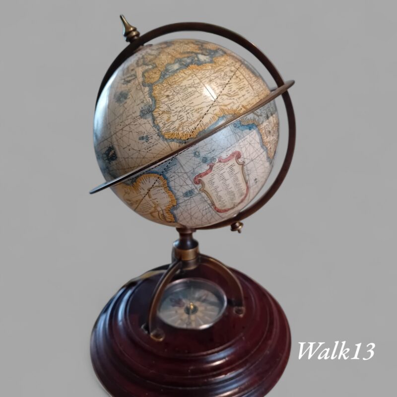 Vintage (wereldbol) globe op kompas Artikel 2048 - Afbeelding 4