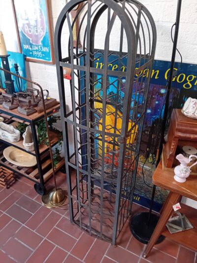 Metalen wijnkast ART: 4340