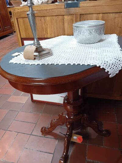 Kersen bijzettafel ART: 4410