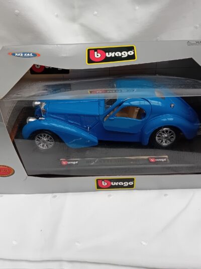 Blauwe Bugatti Atlantique ART: 4461