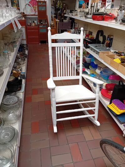 Witte schommelstoel Art 0000