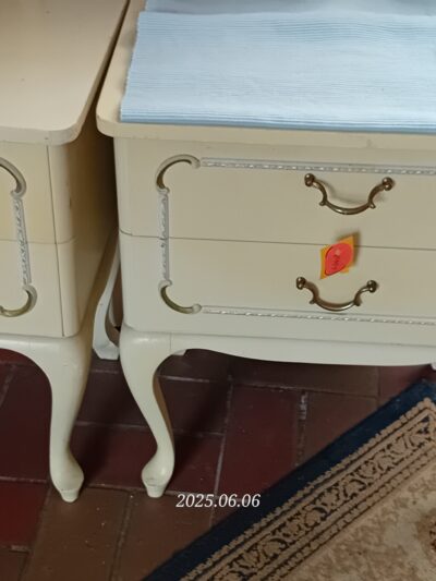 Nachtkastje Hollywood regency ART: 4459