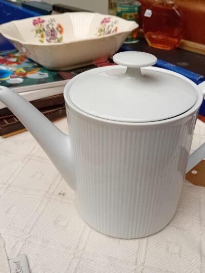 Koffiepot Royal Porcelain van TG Ceramics