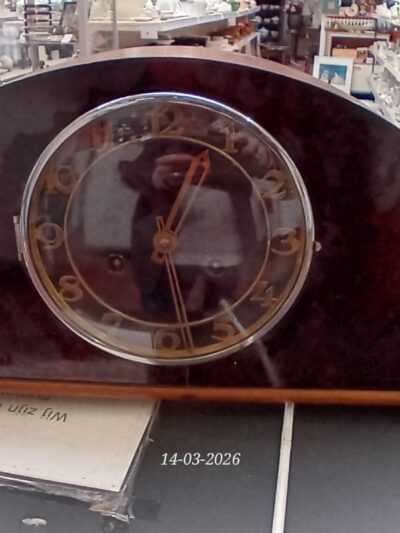 Pendule of tafelklok incl sleutel artikelnummer: 38708