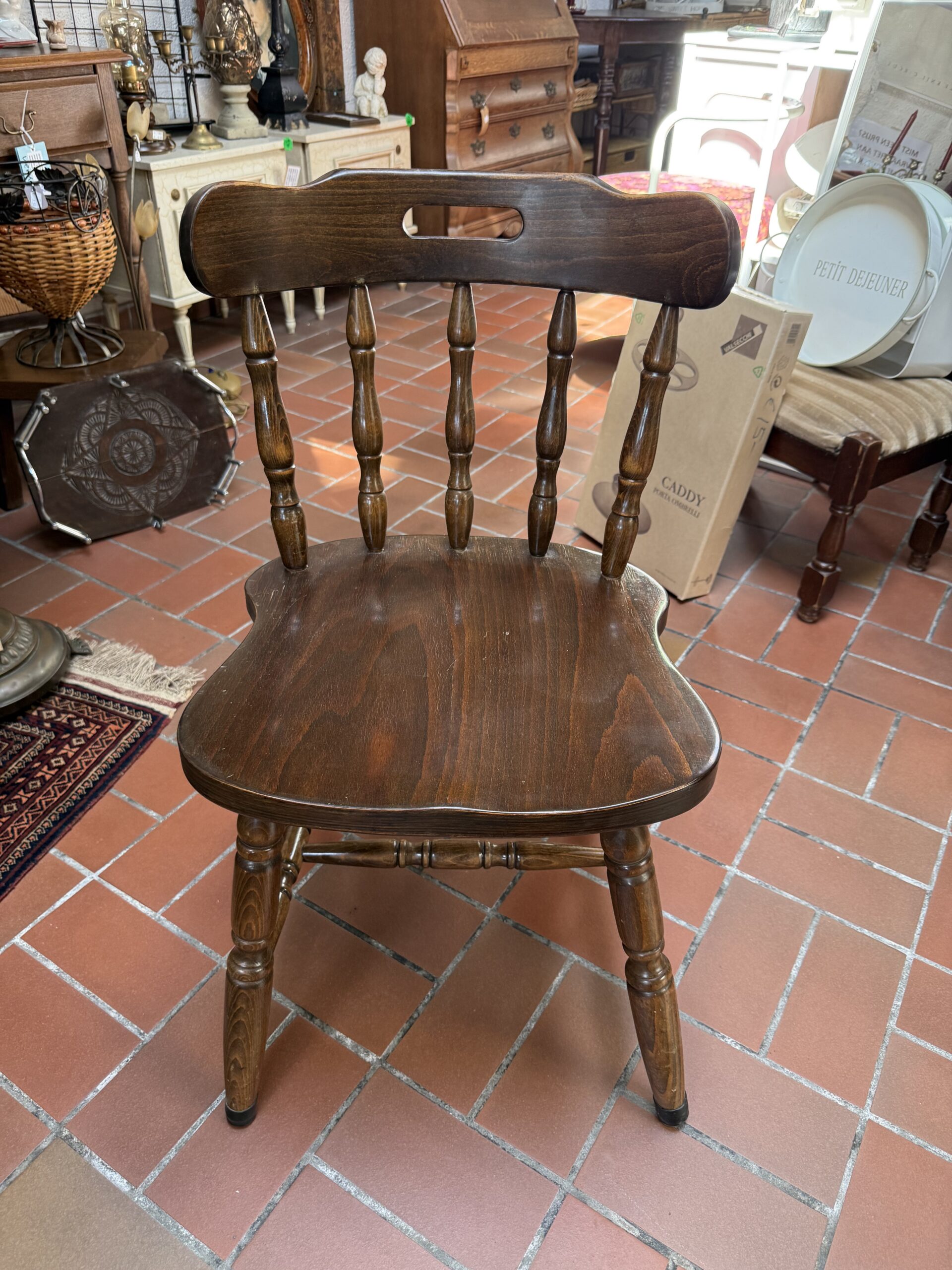Houten stoelen (4x) artnr.39314 - Afbeelding 2