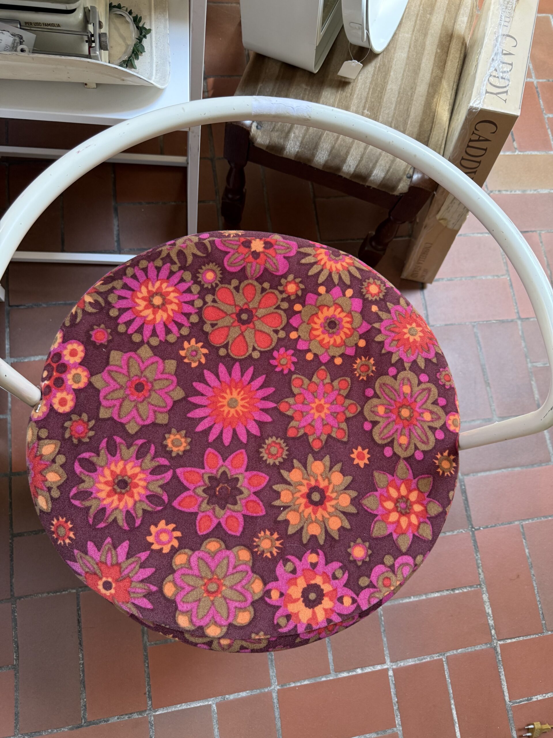 Retro krukje met bloemenprint artnr.39318 - Afbeelding 2