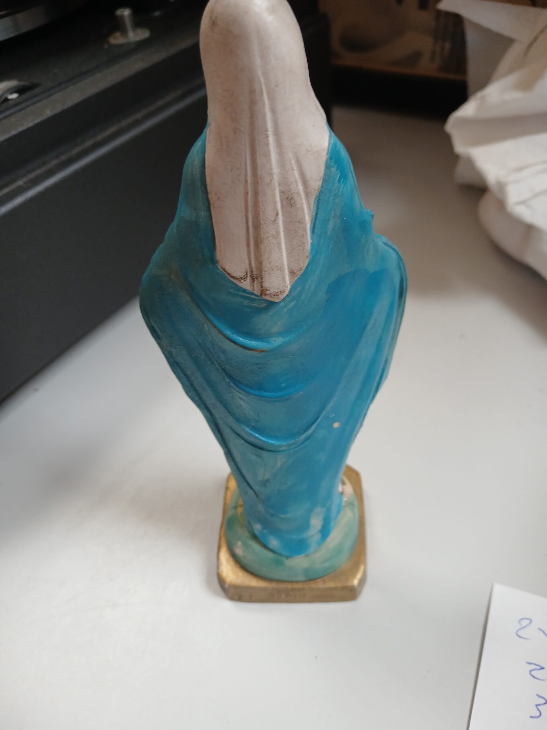 Heilige Maria 17 cm Art.nr 39848 - Afbeelding 3