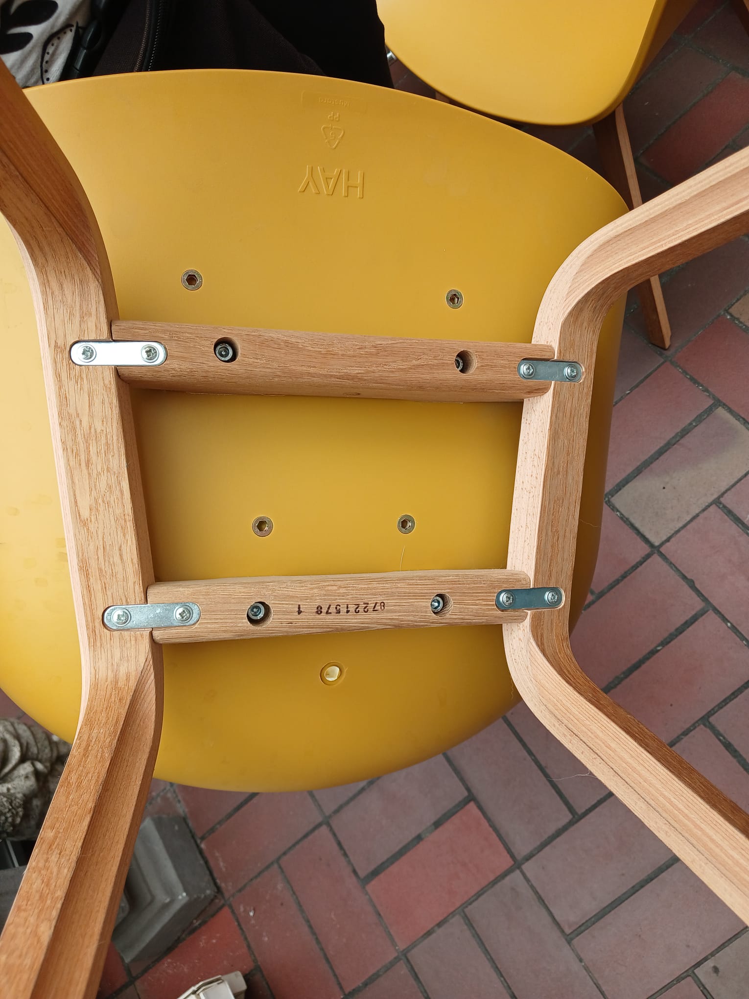 2 x HAY kuipstoelen art.nr: 40266 - Afbeelding 7