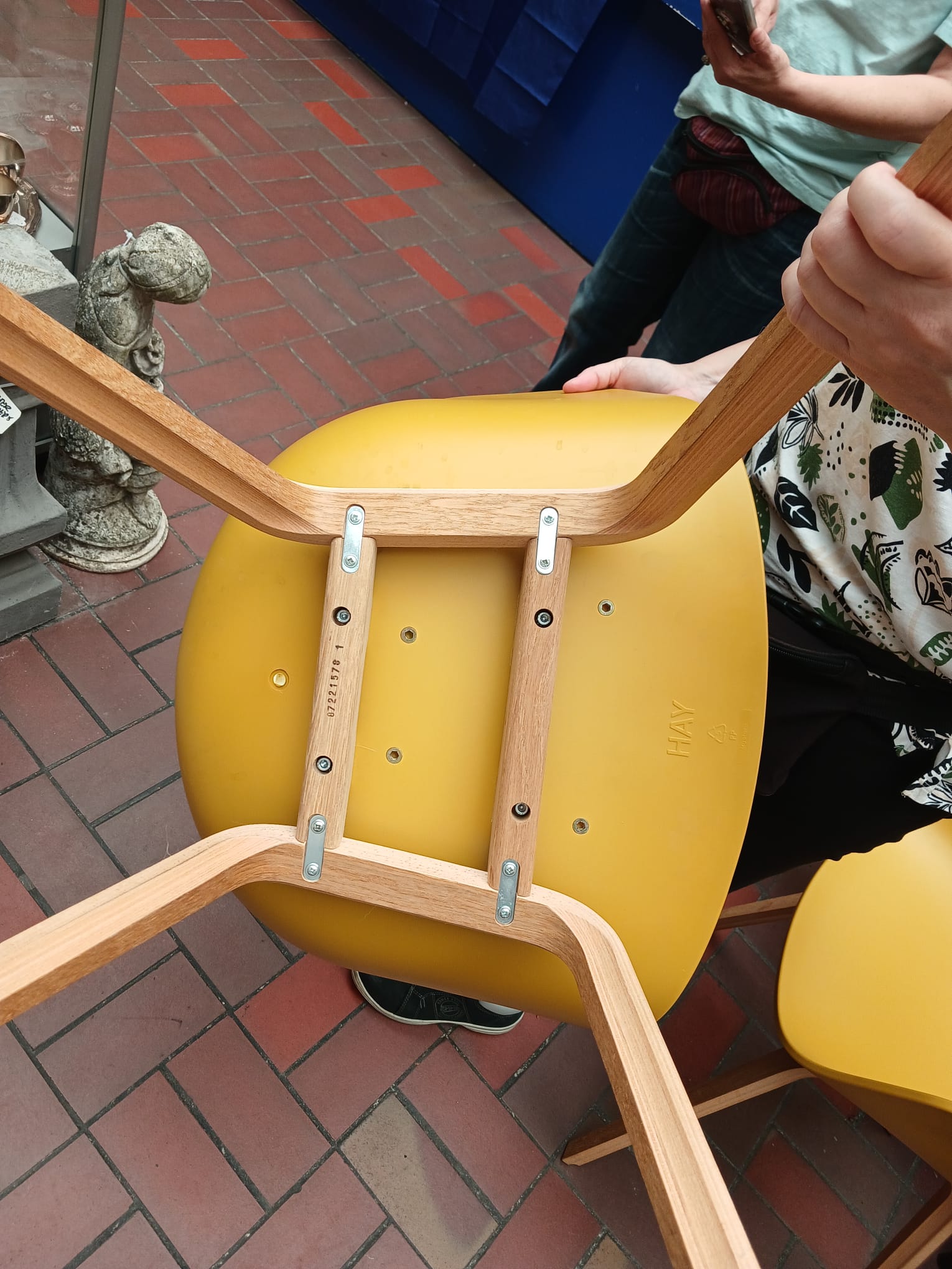 2 x HAY kuipstoelen art.nr: 40266 - Afbeelding 6
