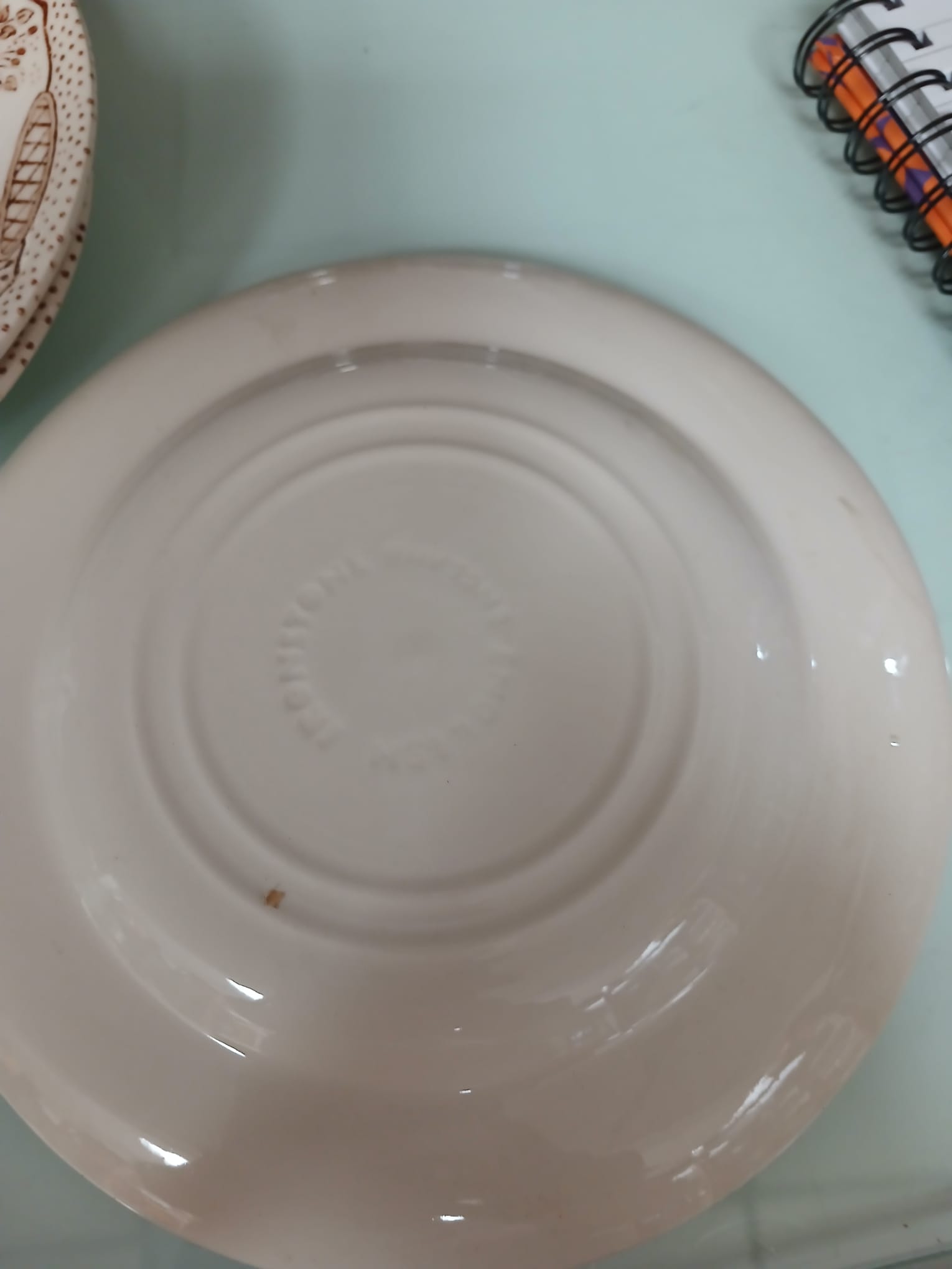 6 x English Ironstone Tableware gebaksborden art.nr 40346 - Afbeelding 2
