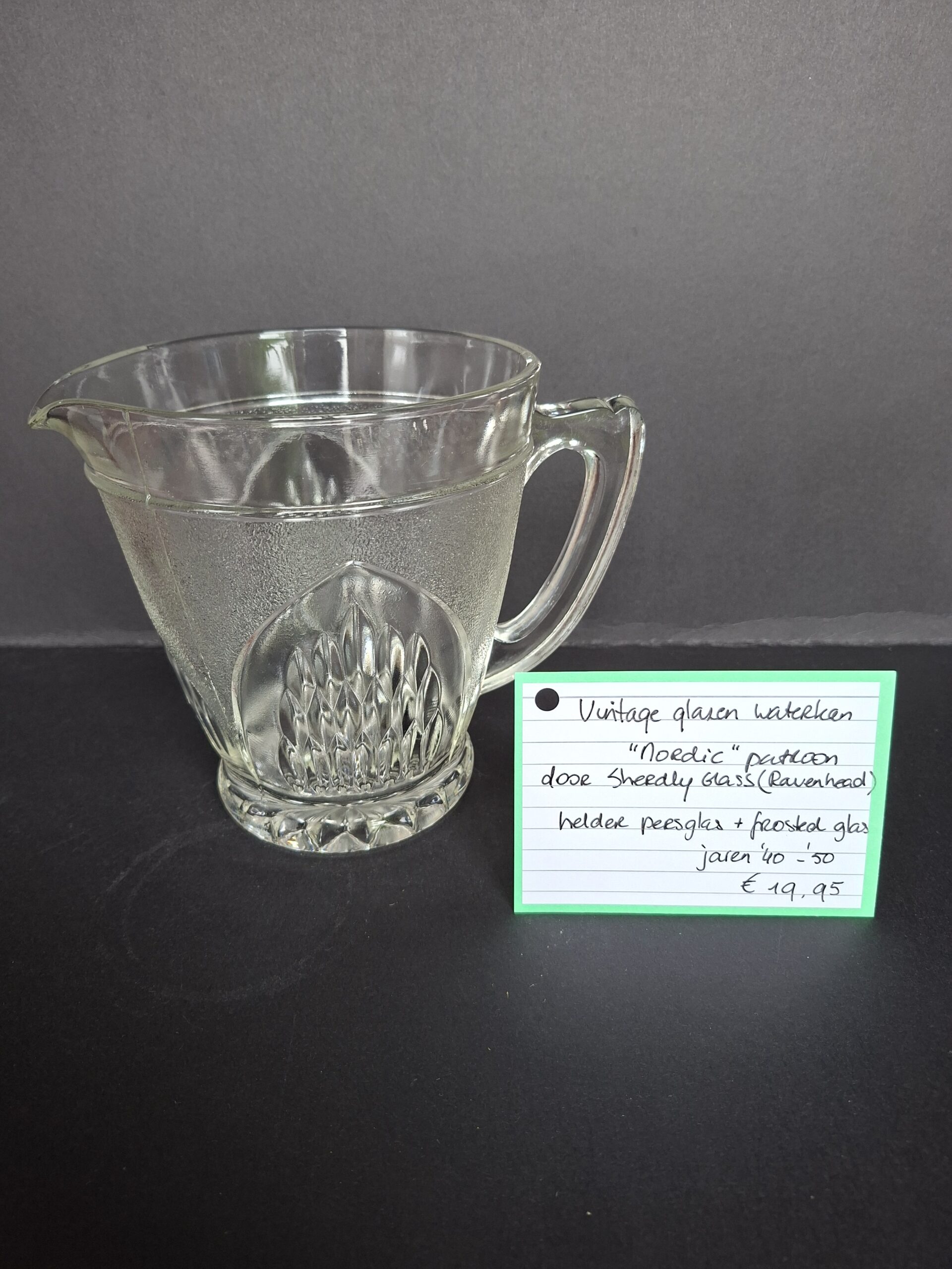 Ravenhead Sherdley “Nordic” waterkan uit de jaren 1950–1965. art.nr 40528