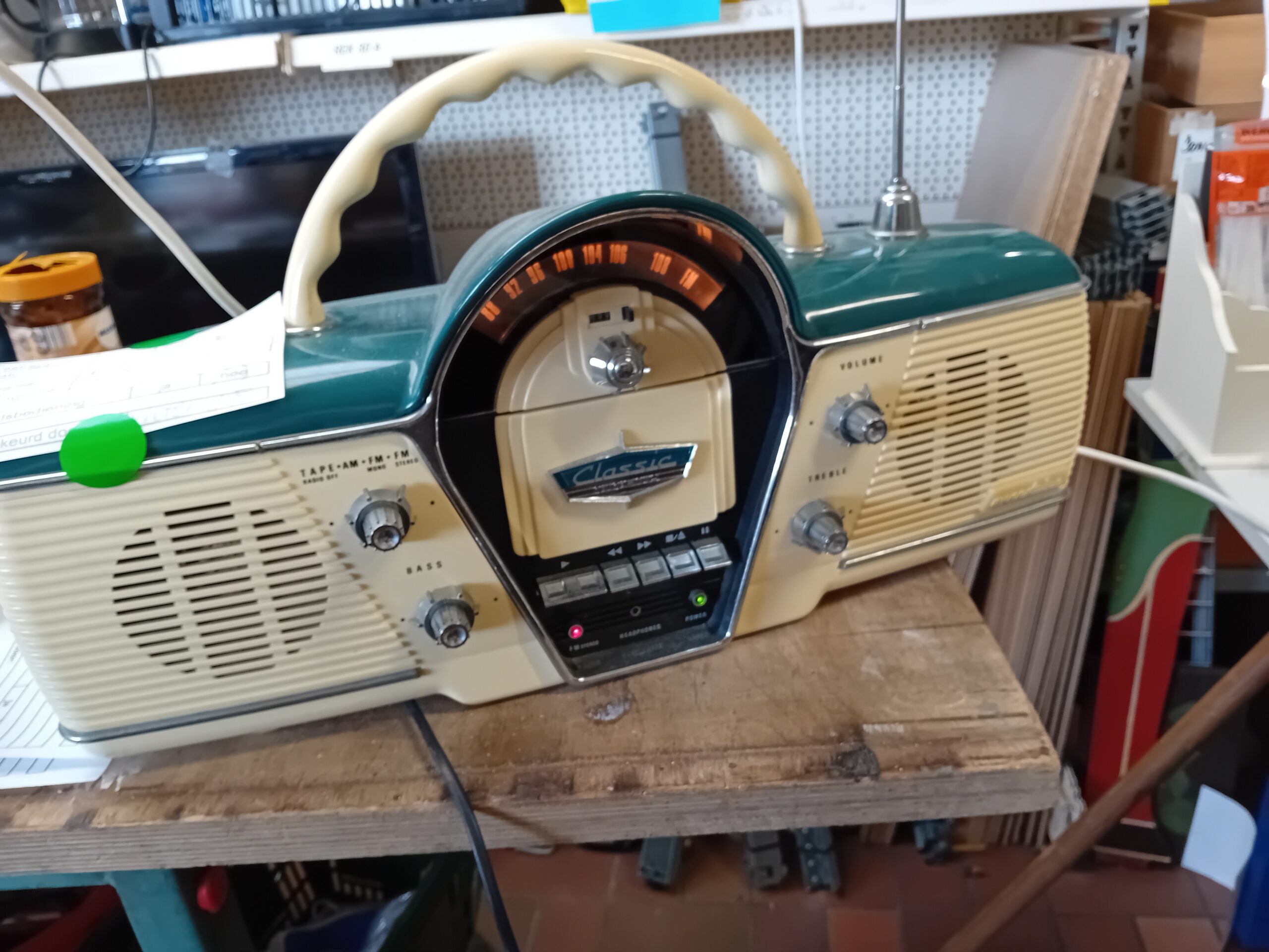 Cicena Classic Overdrive AM/FM-radio met cassetterecorder art.nr 40408 - Afbeelding 4