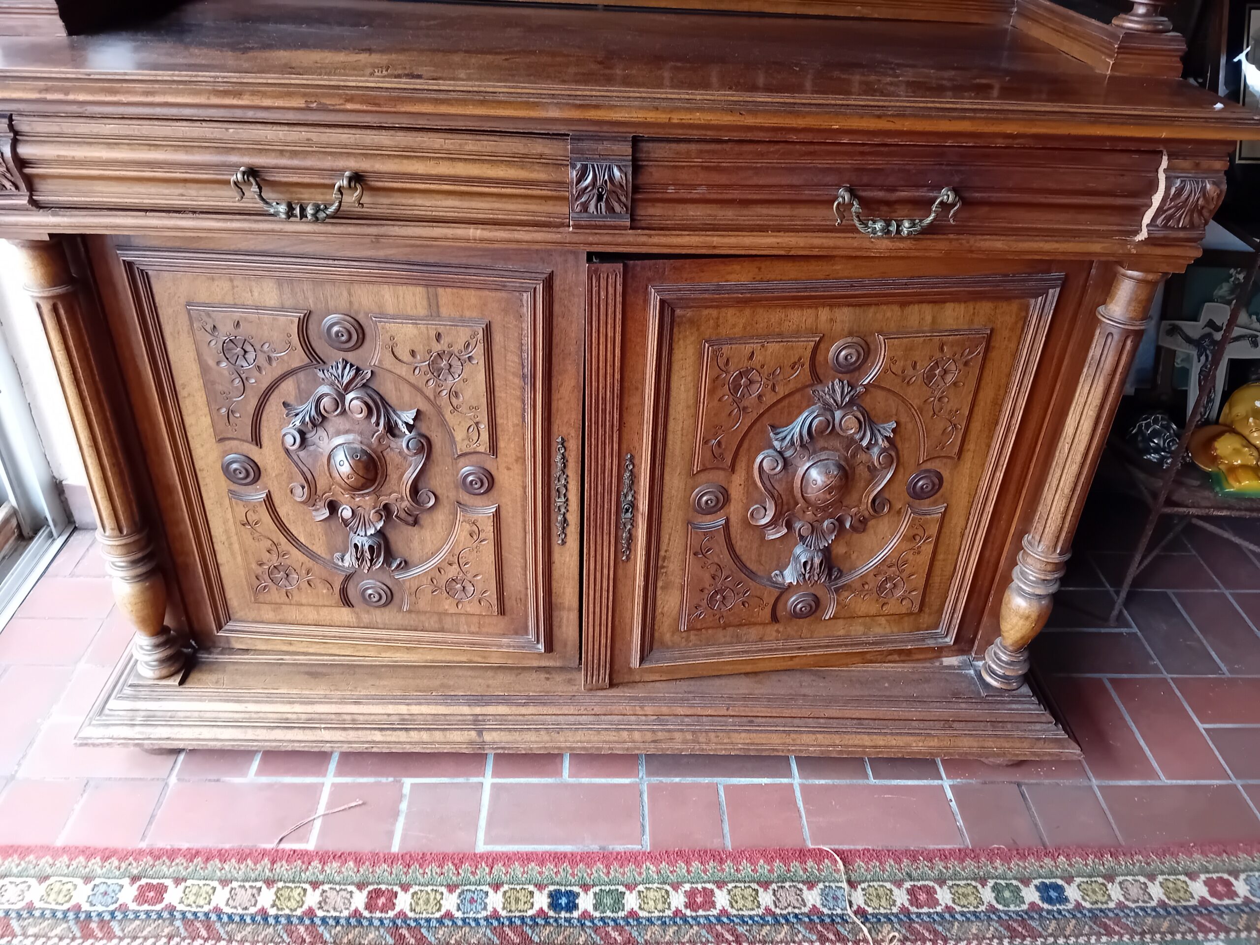 Henry Deux kast jaar1880 art.nr 40712 - Afbeelding 3