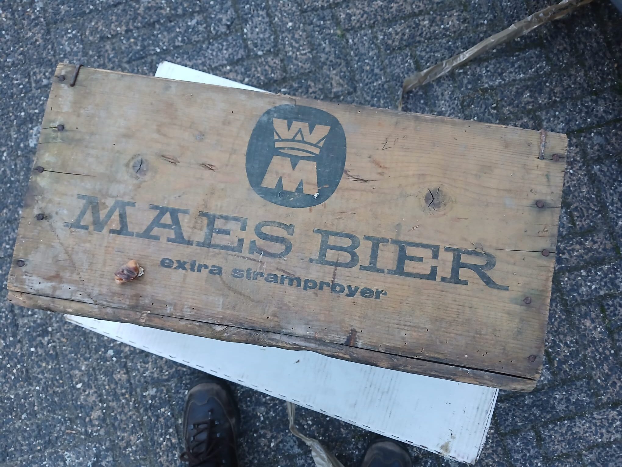 Houten bierkrat Brouwerij Maes uit Stramproy. art.nr. 40550